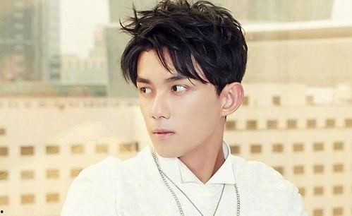 圈内人爆料吴磊赵露思,圈内人爆料，这对小生小花甜蜜互动引热议